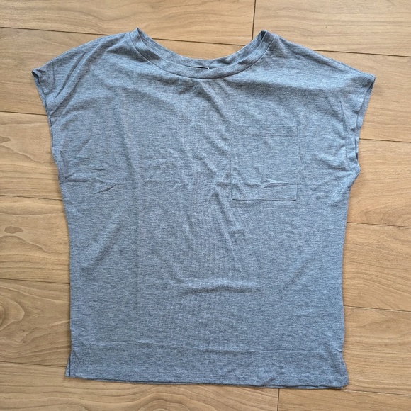 NWT MIROL Women's Short Sleeve Top Light Blue Size M - Picture 1 of 3